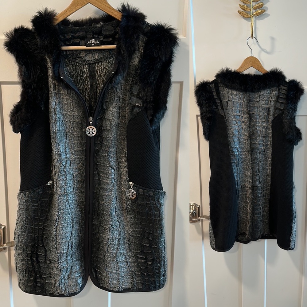 CAbi Infinite Faux Fur Vest. Size 6.